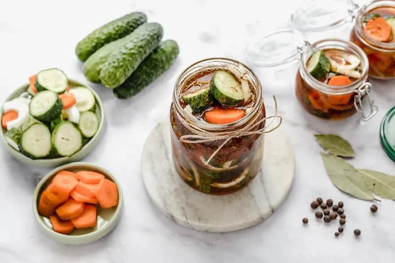 Jakie ogórki do sałatki gyros - wybierz najlepsze składniki dla smaku Jakie ogórki do sałatki gyros - wybierz najlepsze składniki dla smaku