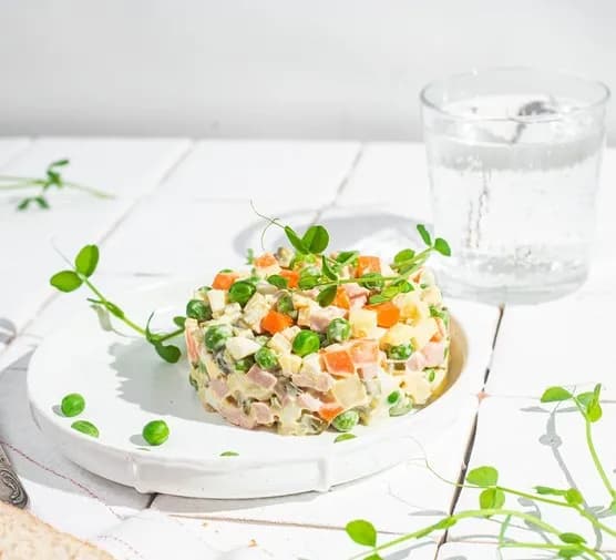 Czy sałatki można mrozić? Odkryj, które składniki są bezpieczne Czy sałatki można mrozić? Odkryj, które składniki są bezpieczne