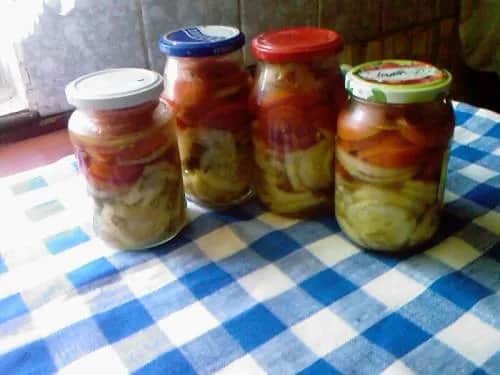 Jak zrobić sałatkę z ogórków – prosta i smaczna receptura na lato