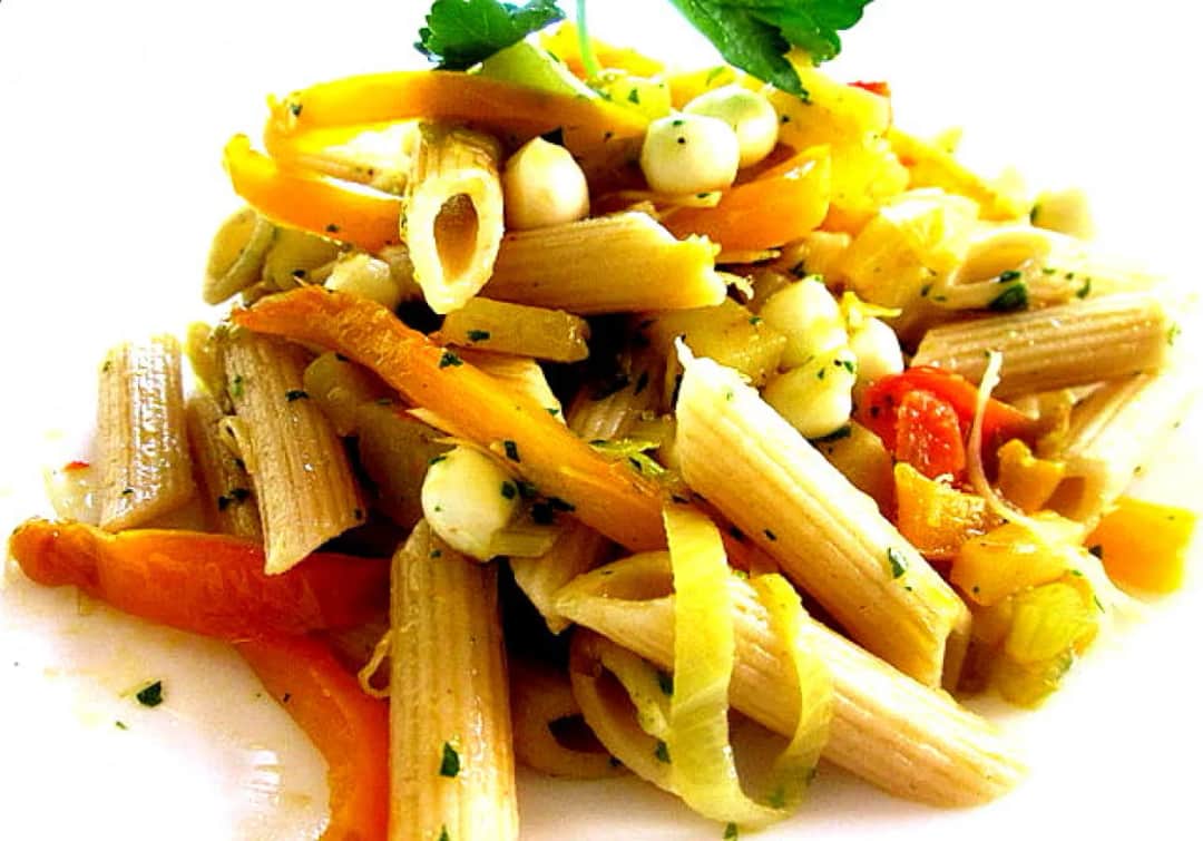 Prosty przepis na penne z warzywami – zdrowe i szybkie danie w 30 minut