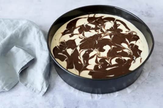 Przepis na sernik Izaura – prosty sposób na idealne ciasto bez błędów