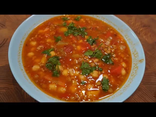 Jak zrobić zupę z ciecierzycy, która zachwyci smakiem i zdrowiem