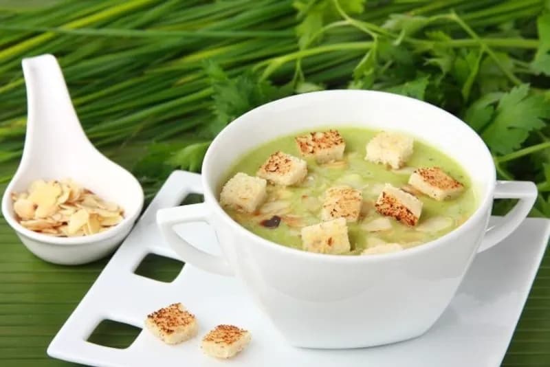 Jak zrobić zupę krem z brokułów, która zachwyci Twoje kubki smakowe