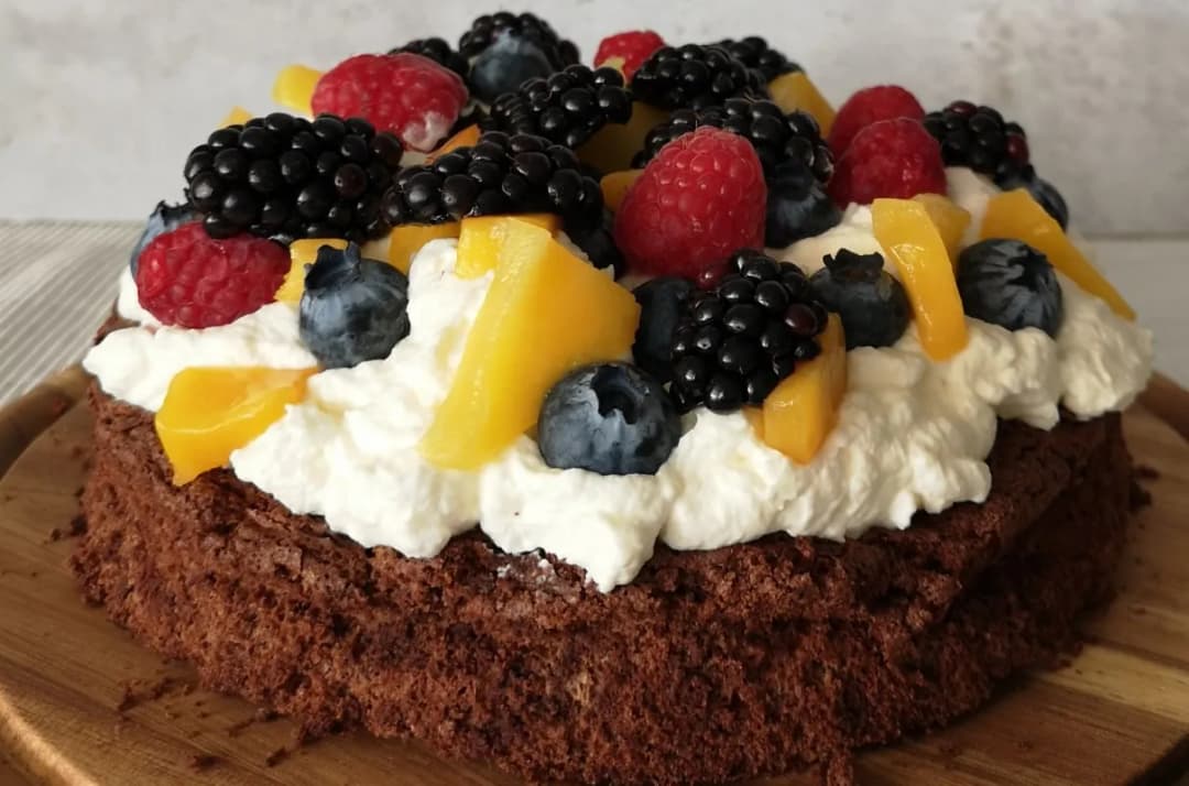 Przepis na ciasto czekoladowe Nigelli Lawson – prosty i pyszny deser krok po kroku