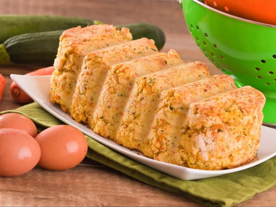 Ile piec pasztet z cukinii, by uniknąć zakalca i cieszyć się smakiem?