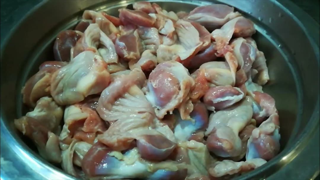 Jak czyścić żołądki drobiowe, aby uniknąć błędów i poprawić smak